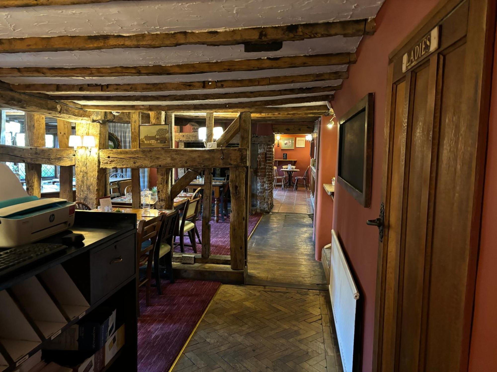 Hotel The Red Cow Heydon  Exterior foto